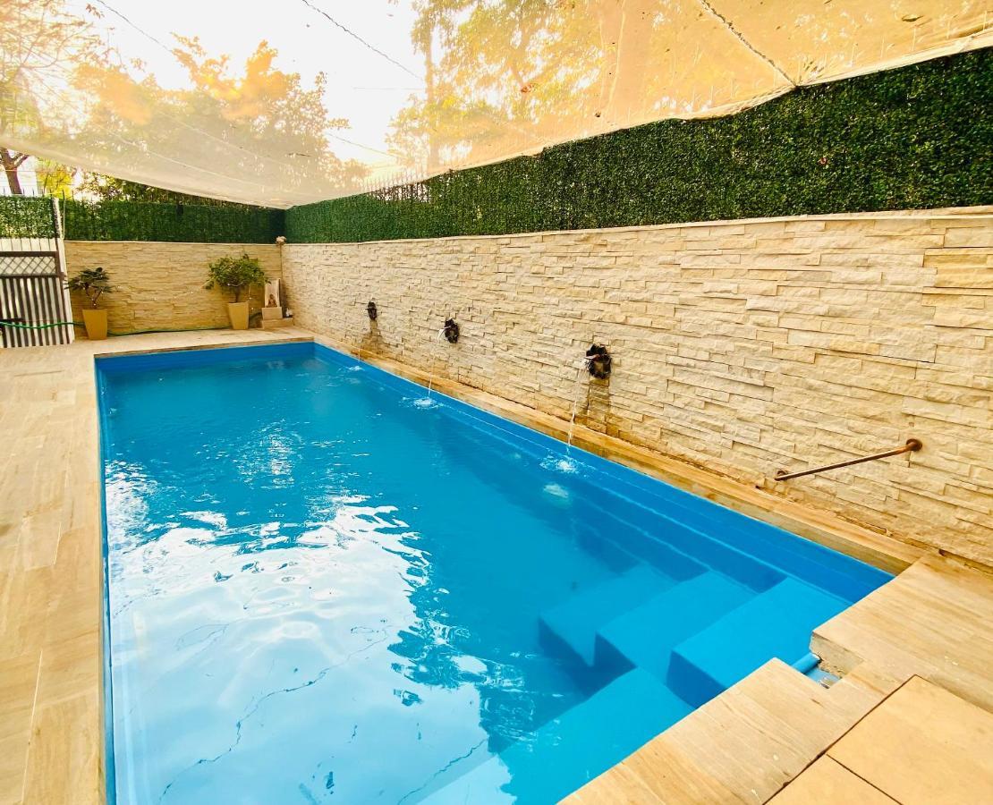 Roshani Pool Villa Gurgaon - 7Br #Privatepool #Villa #Bungalow #Garden #Staycation المظهر الخارجي الصورة